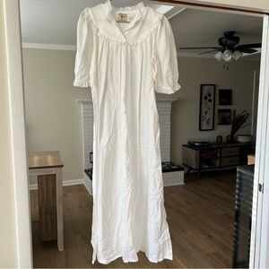 Vintage LL BEAN cotton long white night gown size small